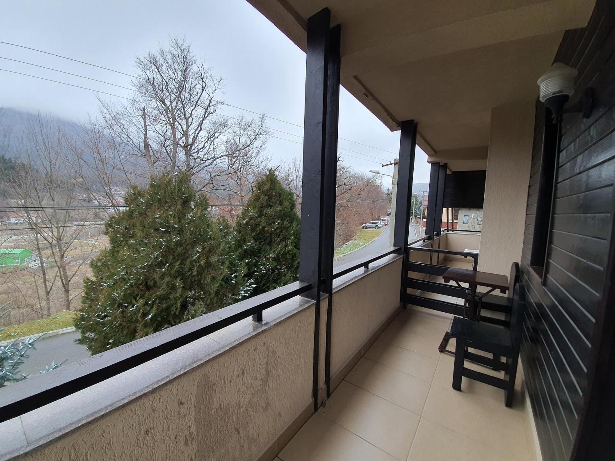Pensiunea Public House Buşteni Kamer foto